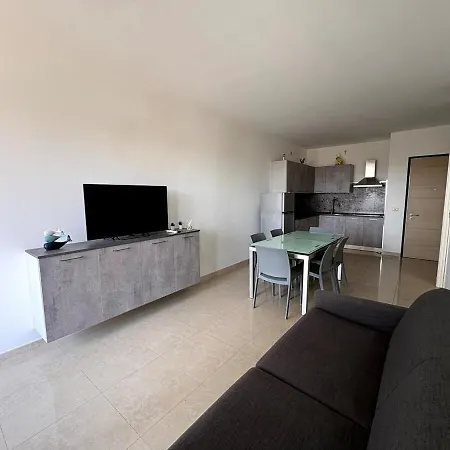 Mimose, Vista & Comfort Vicino Al Mare Apartment *