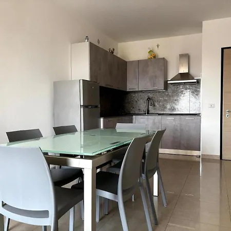 Mimose, Vista & Comfort Vicino Al Mare Apartment *