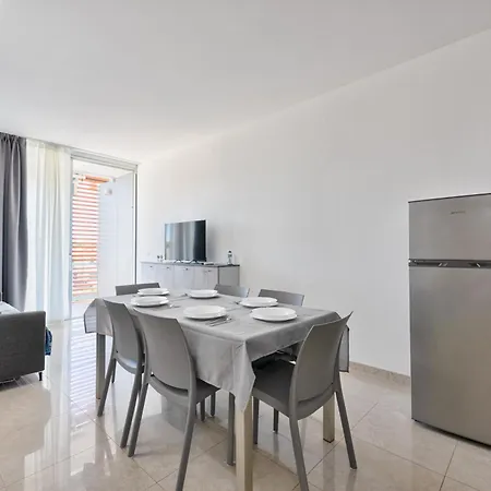 Mimose, Vista & Comfort Vicino Al Mare Daire